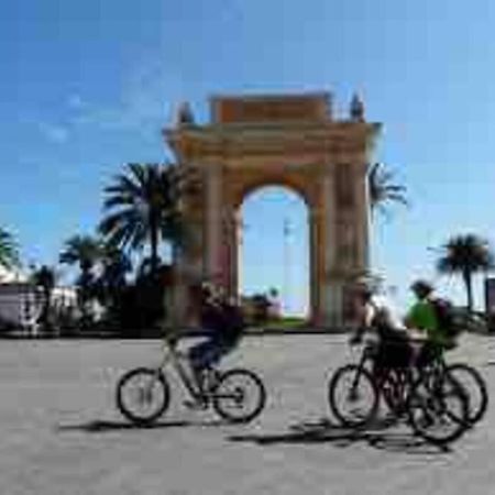 Appartamento In Centro Storico Finale Ligure Bagian luar foto