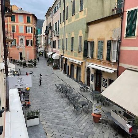 Appartamento In Centro Storico Finale Ligure Bagian luar foto
