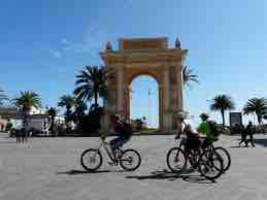 Appartamento In Centro Storico Finale Ligure Bagian luar foto